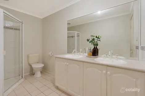 Property photo of 26 The Crest Attwood VIC 3049