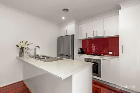 Property photo of 1/3 Kalymna Grove Chadstone VIC 3148