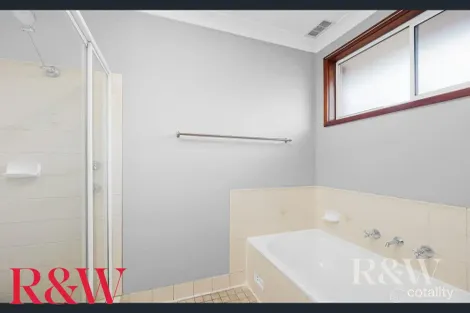 Property photo of 10 Fishburn Place Narellan NSW 2567