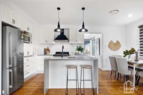 Property photo of 1 Cathy Street Blaxland NSW 2774