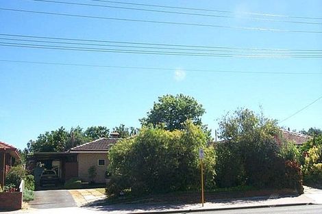 18 Garratt Rd, Bayswater, WA 6053