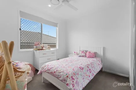 Property photo of 23 Carbethon Street Manly QLD 4179