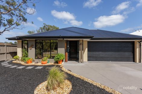 8 Sweet Bursaria Pl, Cowes, VIC 3922