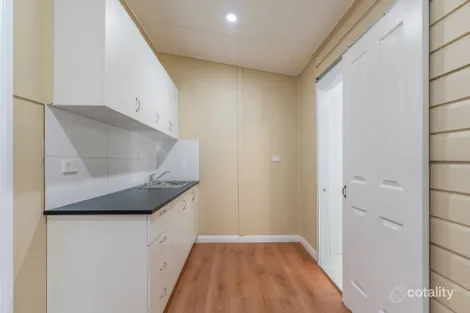 Property photo of 46 Warwick Road Ipswich QLD 4305