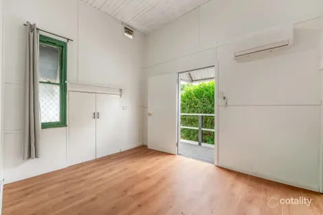 Property photo of 46 Warwick Road Ipswich QLD 4305