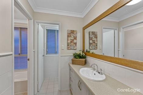 Property photo of 5 Caljarni Close Green Point NSW 2251