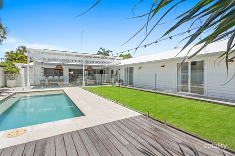 Property photo of 5 Grebe Place Burleigh Waters QLD 4220