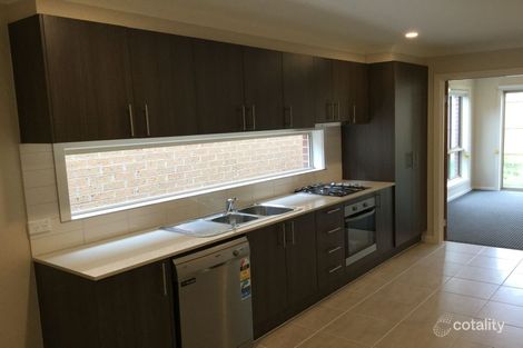 Property photo of 38 Werribee Crescent Wollert VIC 3750