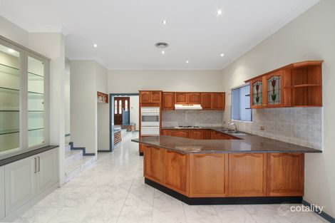 Property photo of 28 Keesing Street Edensor Park NSW 2176