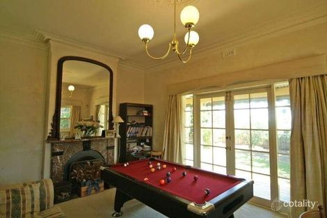 Property photo of 13 Cardigan Street Endeavour Hills VIC 3802
