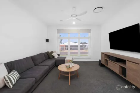 Property photo of 15 McGrory Drive Kearneys Spring QLD 4350