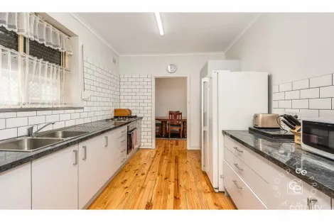 Property photo of 13 Peacock Road Elizabeth Downs SA 5113