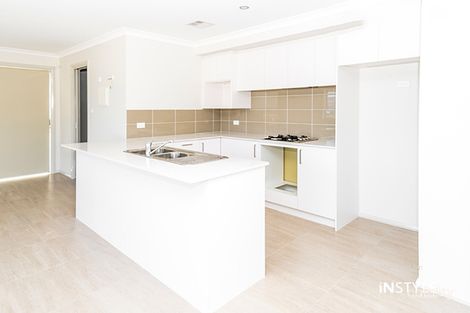 Property photo of 4/22 Andersch Street Casey ACT 2913