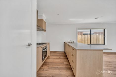 Property photo of 7 Punt Way Clyde VIC 3978