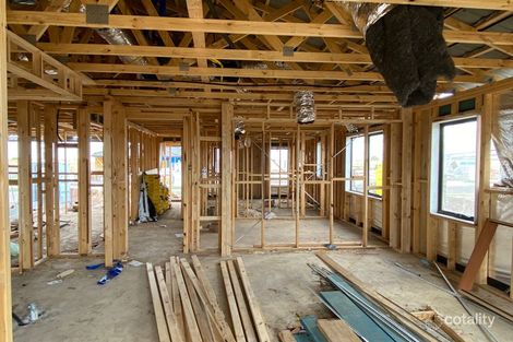 Property photo of 32 Curtin Drive Deanside VIC 3336