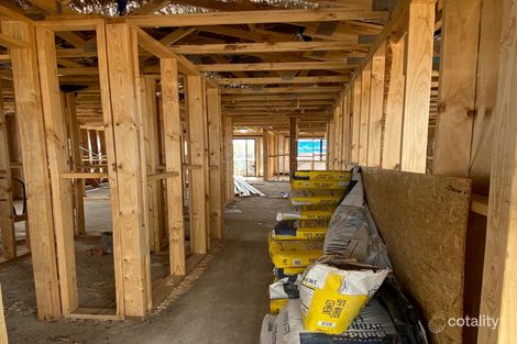 Property photo of 32 Curtin Drive Deanside VIC 3336