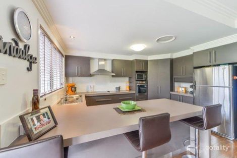 Property photo of 14 The Heights Hillvue NSW 2340