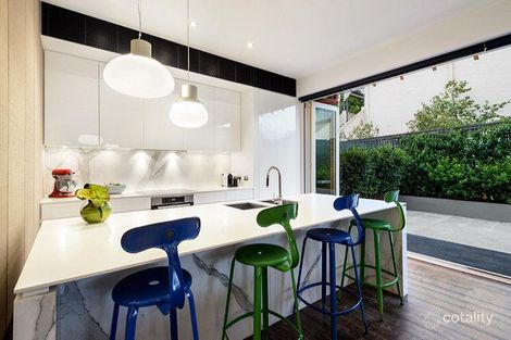 Property photo of 8 Orrong Road Elsternwick VIC 3185