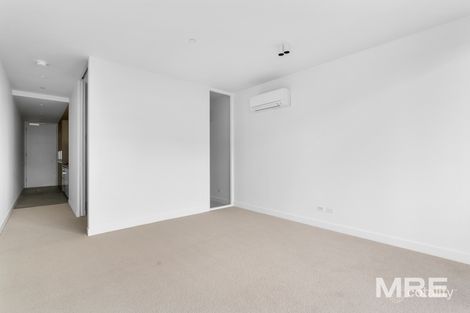 1009/74 Queens Rd, Melbourne, VIC 3004