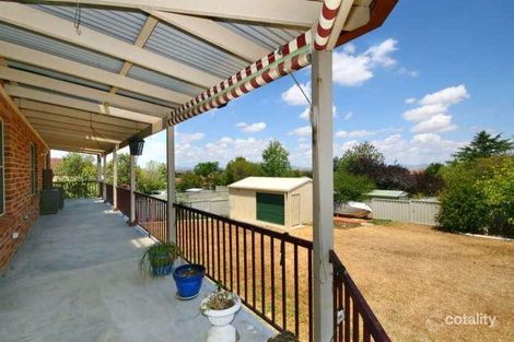 Property photo of 4 Dibar Drive Hillvue NSW 2340