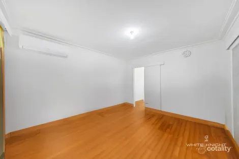 Property photo of 36 Thorndon Drive St Albans VIC 3021