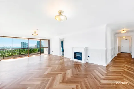 59/18 Commodore Dr, Surfers Paradise, QLD 4217