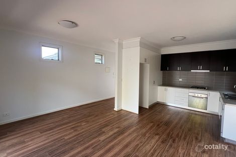 Property photo of 2/43 St Vigeons Road Reservoir VIC 3073