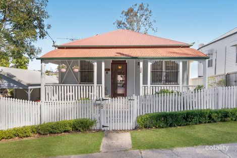 8 Darling St E, Ipswich, QLD 4305