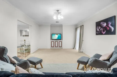Property photo of 3 Affra Place Hampton Park VIC 3976