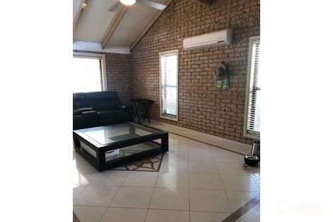 Property photo of 42 Theodore Place Molendinar QLD 4214