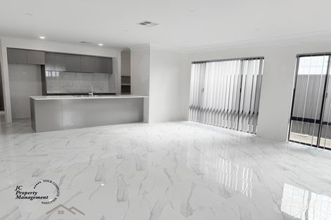 17 Flicker Way, Eglinton, WA 6034