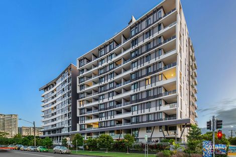 Property photo of 1055/123 Cavendish Road Coorparoo QLD 4151