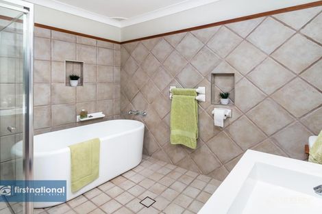 Property photo of 30 The Boomerang Freemans Reach NSW 2756