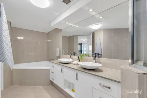 Property photo of 77/42 Ferry Street Kangaroo Point QLD 4169