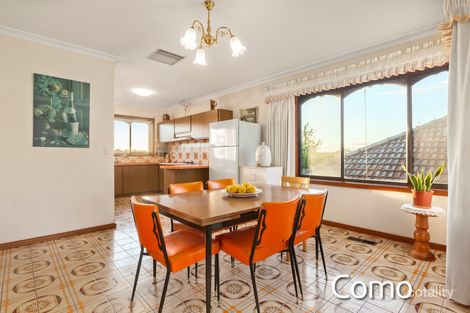Property photo of 11 Scott Grove Kingsbury VIC 3083
