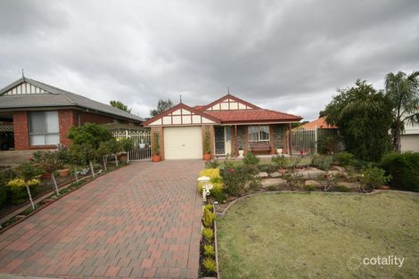 24 Spring Park Cct, Aberfoyle Park, SA 5159