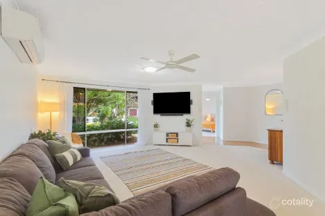 Property photo of 293 Darlington Drive Banora Point NSW 2486