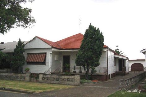 18 Ida St, Mayfield, NSW 2304