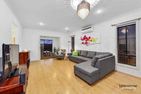 Property photo of 10 Edison Street Fraser Rise VIC 3336