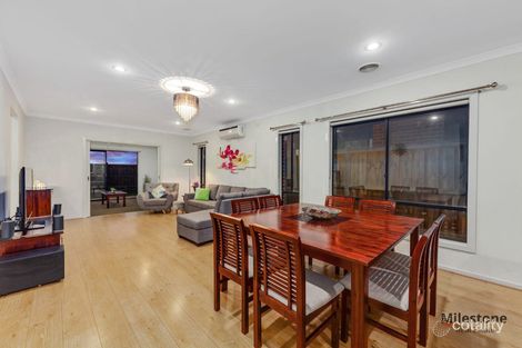 Property photo of 10 Edison Street Fraser Rise VIC 3336