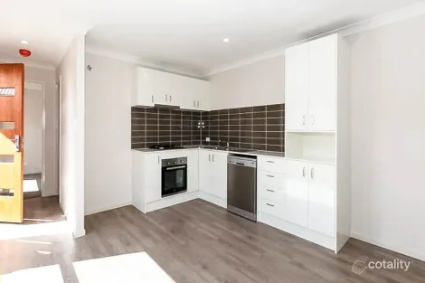Property photo of 2/32 Arburry Crescent Brassall QLD 4305
