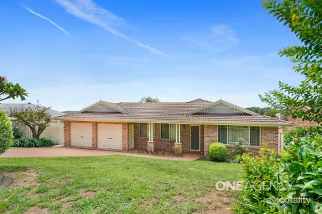 Property photo of 10 Harbour Boulevard Bomaderry NSW 2541