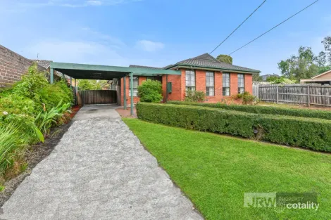 Property photo of 4 Parsons Avenue Glen Waverley VIC 3150