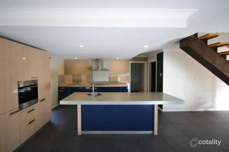 Property photo of 12 Alkira Way Orange NSW 2800