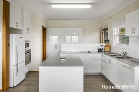 Property photo of 2 Paraclete Avenue Mount Stuart TAS 7000
