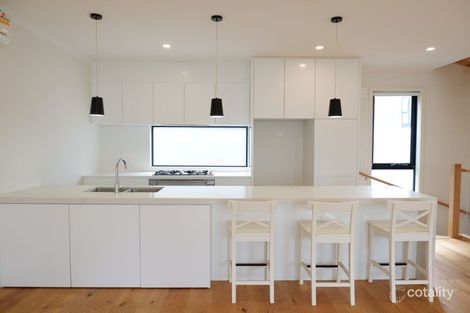 Property photo of 2 Sunlight Road Port Melbourne VIC 3207