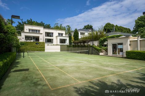 Property photo of 11 Robertson Street Toorak VIC 3142