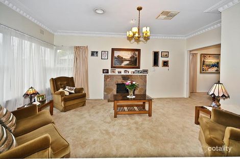 Property photo of 17 Adrienne Crescent Mount Waverley VIC 3149