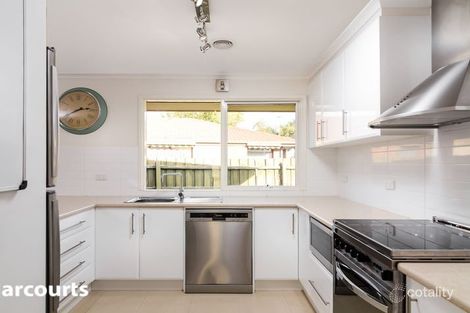 Property photo of 5 Kestrel Court Carrum Downs VIC 3201