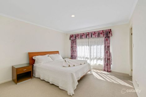 Property photo of 5 Wattlebrush Grove Molendinar QLD 4214